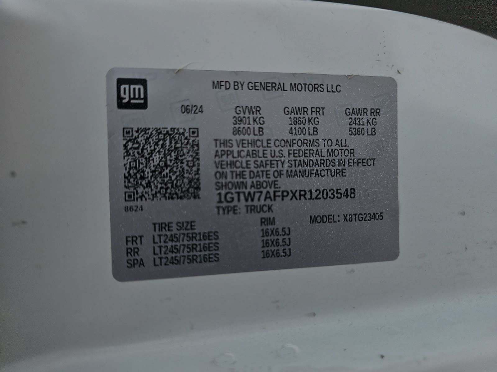 2024 GMC Savana 2500 Work Van