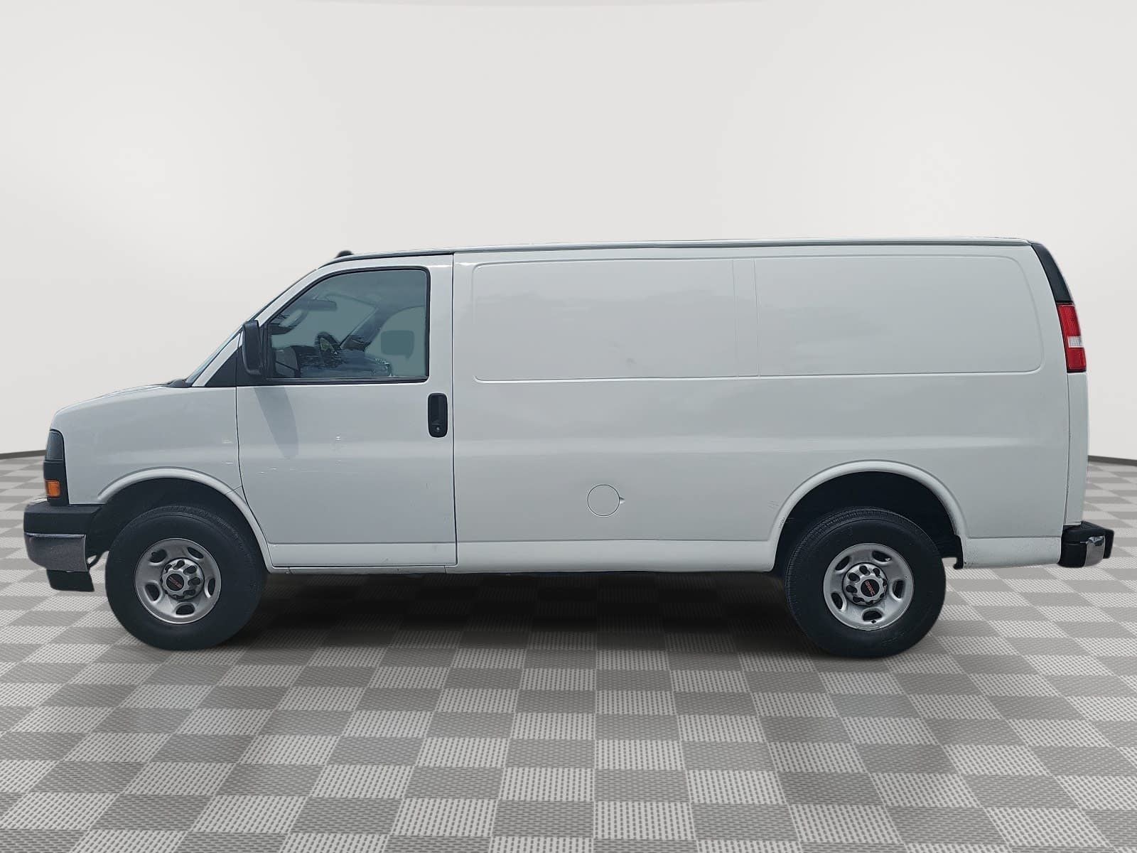 2024 GMC Savana 2500 Work Van