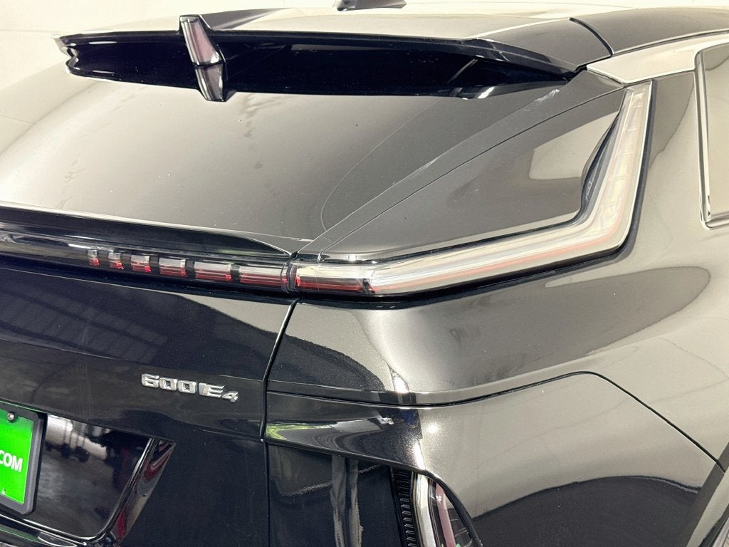2023 Cadillac LYRIQ Luxury