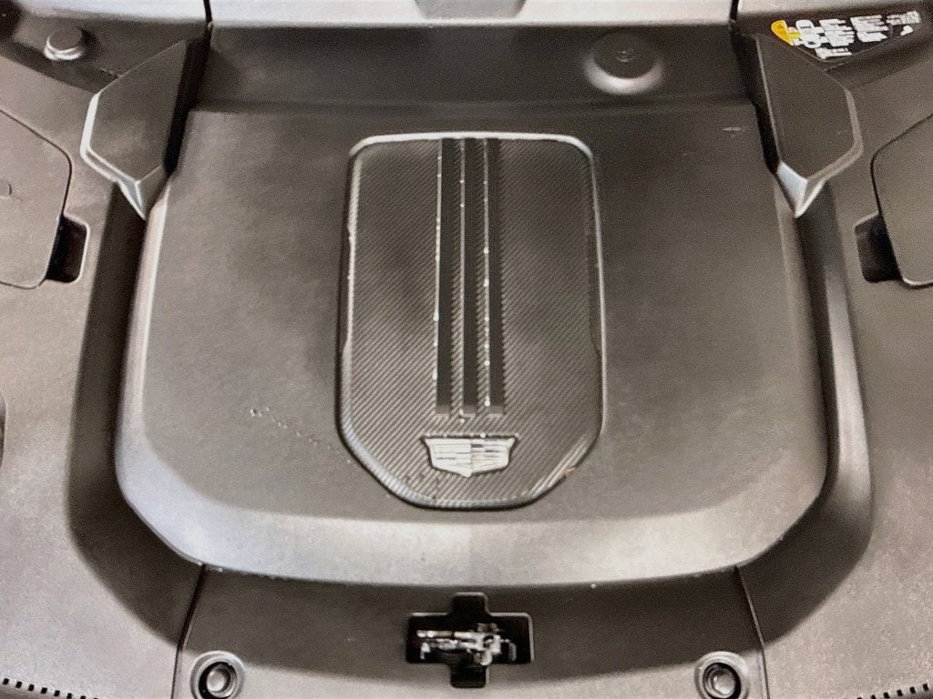 2023 Cadillac LYRIQ Luxury