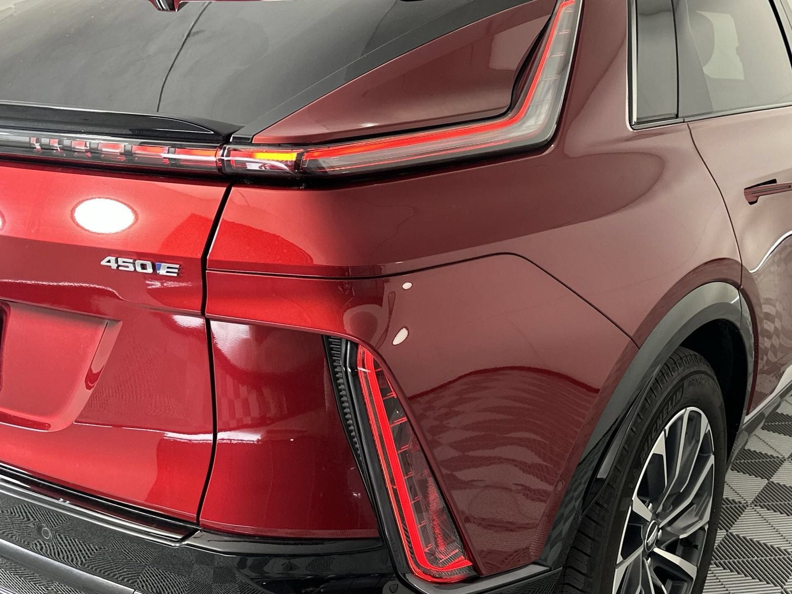2024 Cadillac LYRIQ Sport