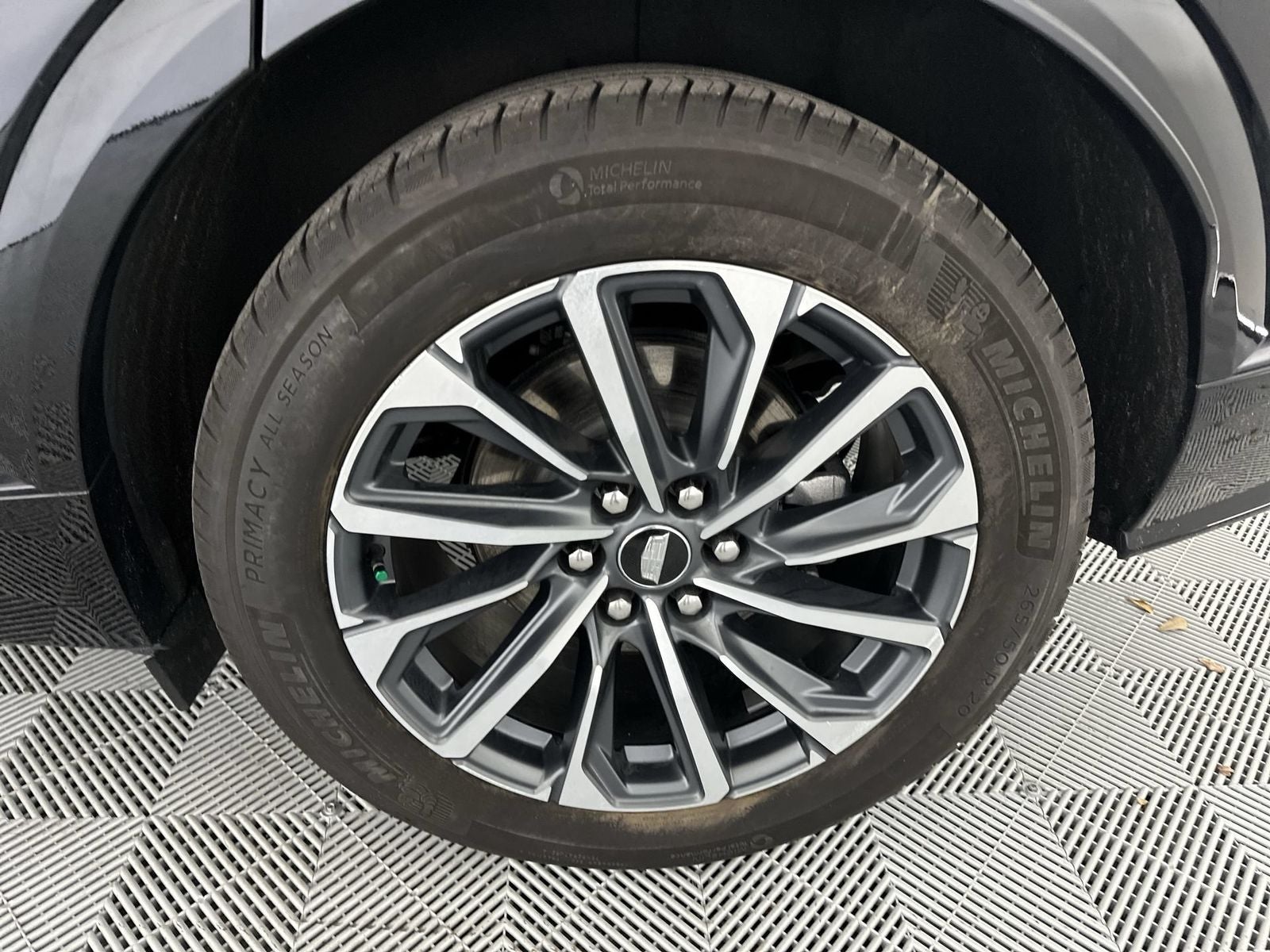 2024 Cadillac LYRIQ Sport
