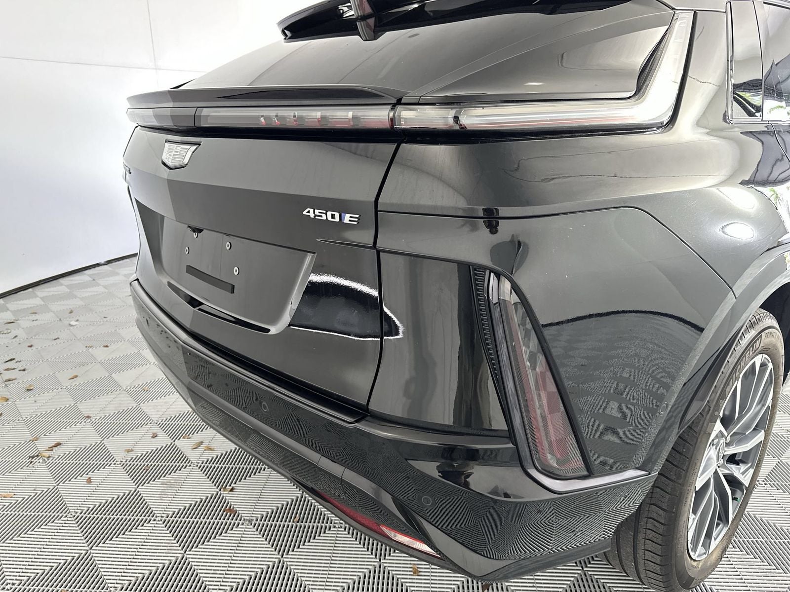 2024 Cadillac LYRIQ Sport