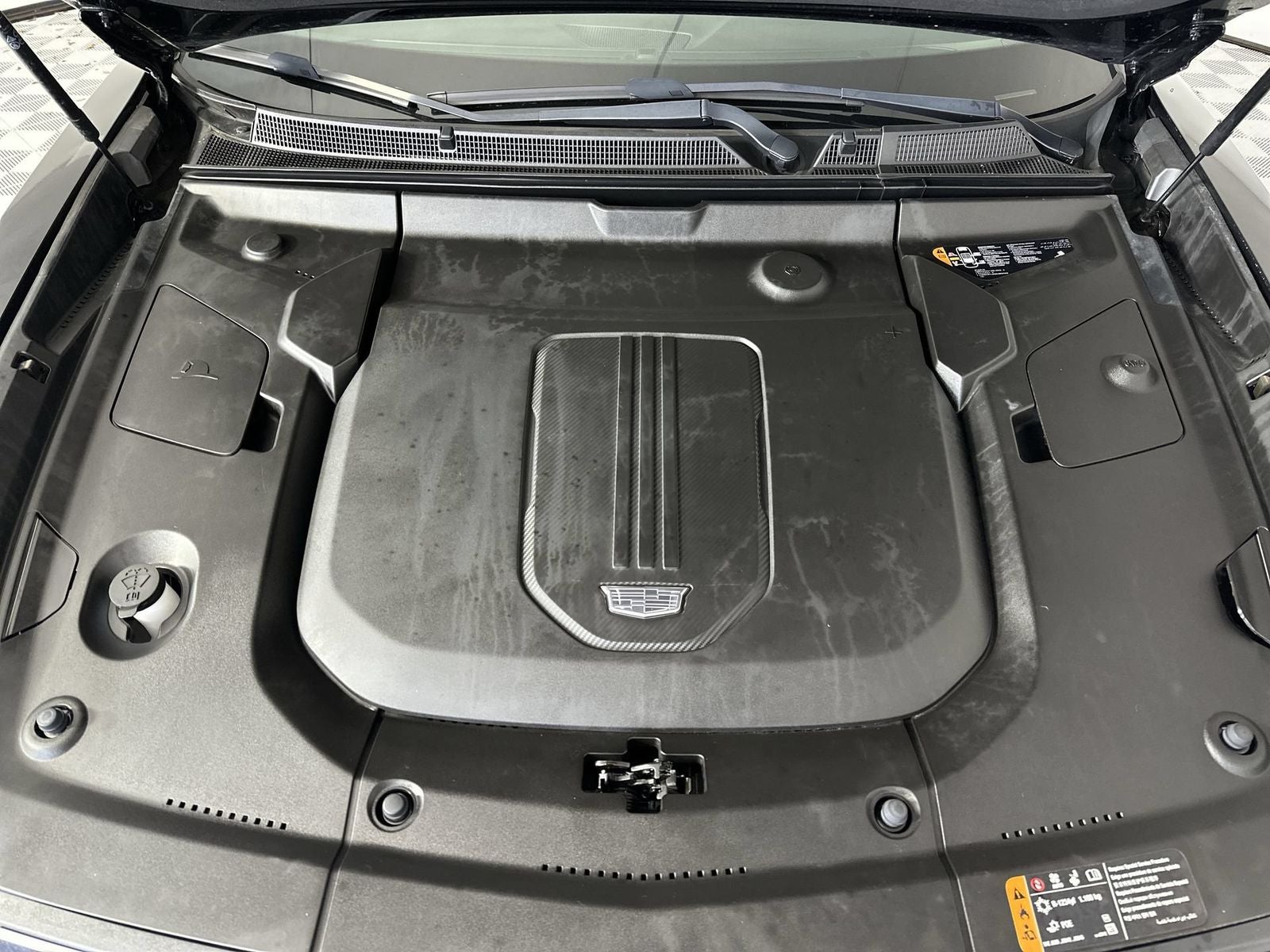 2024 Cadillac LYRIQ Sport