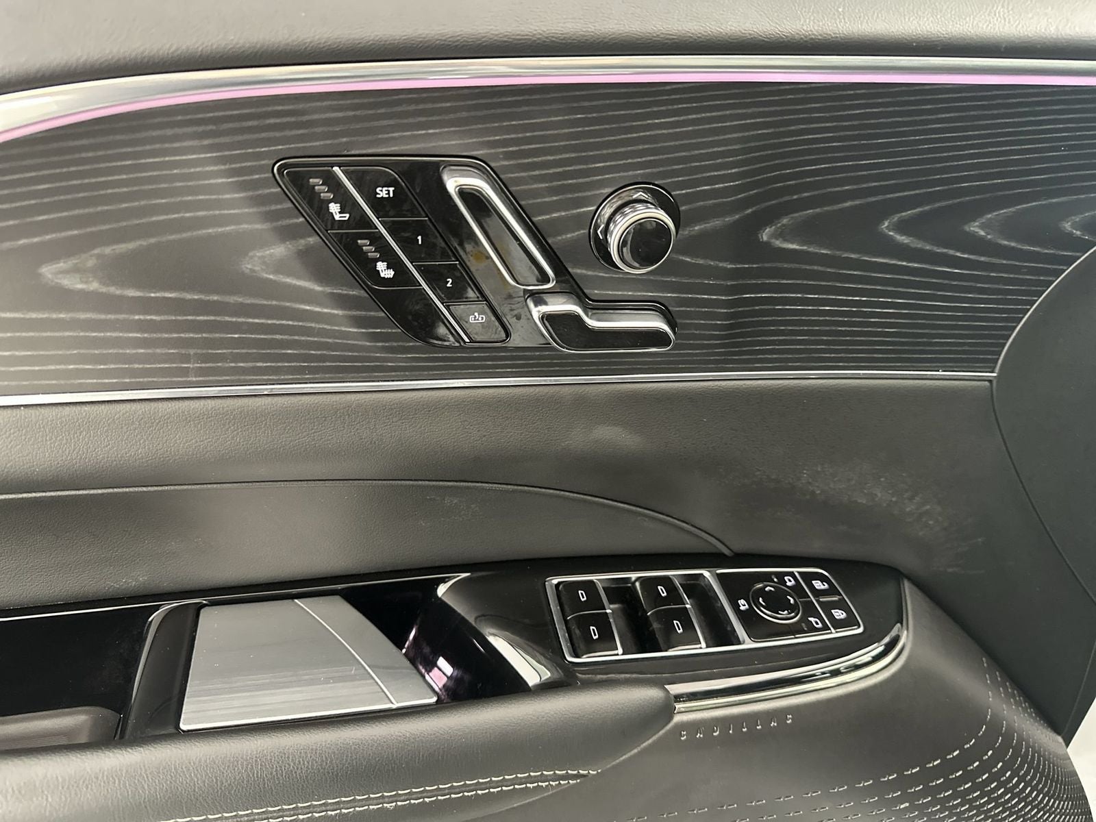 2024 Cadillac LYRIQ Sport