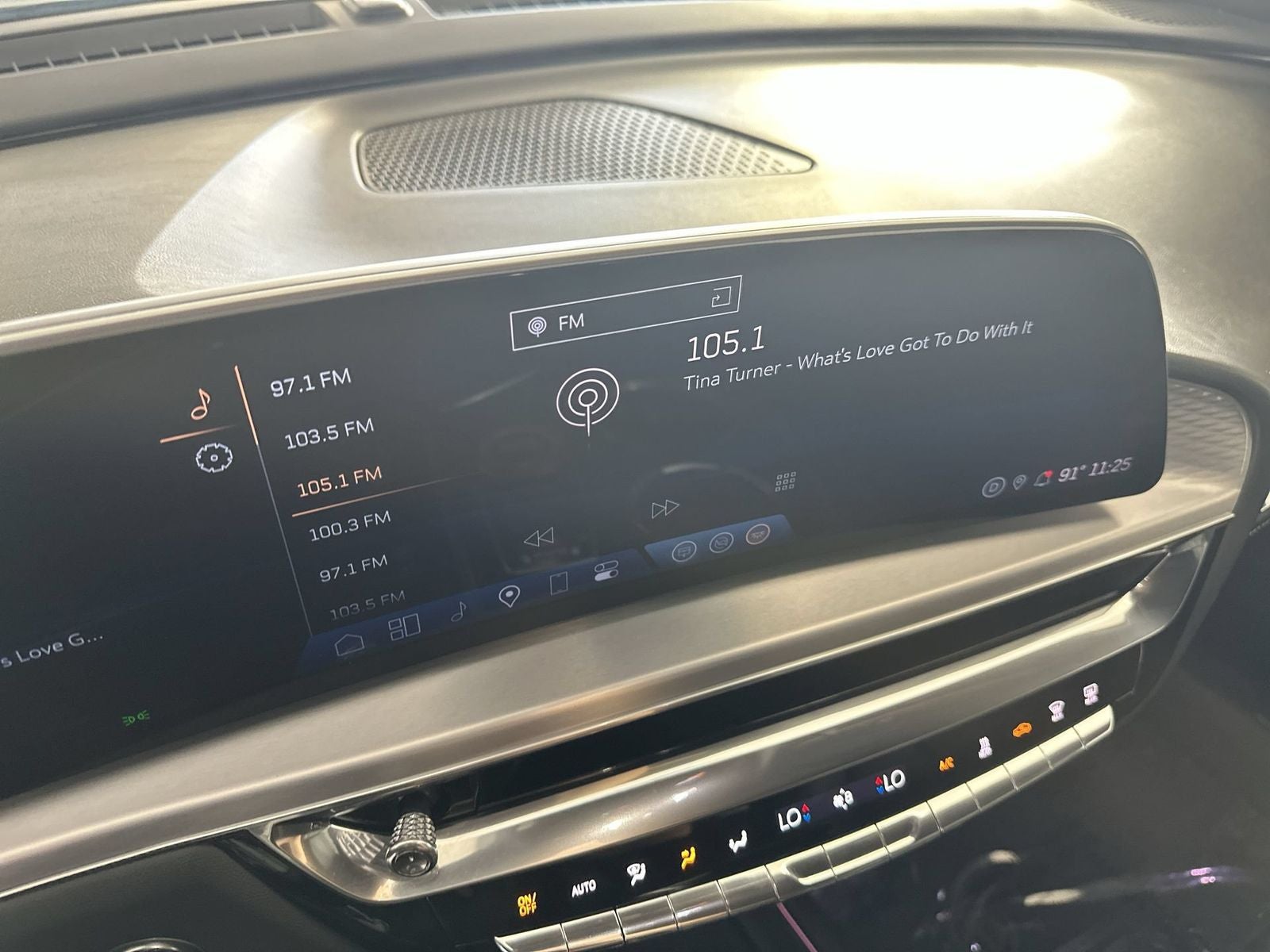 2024 Cadillac LYRIQ Sport