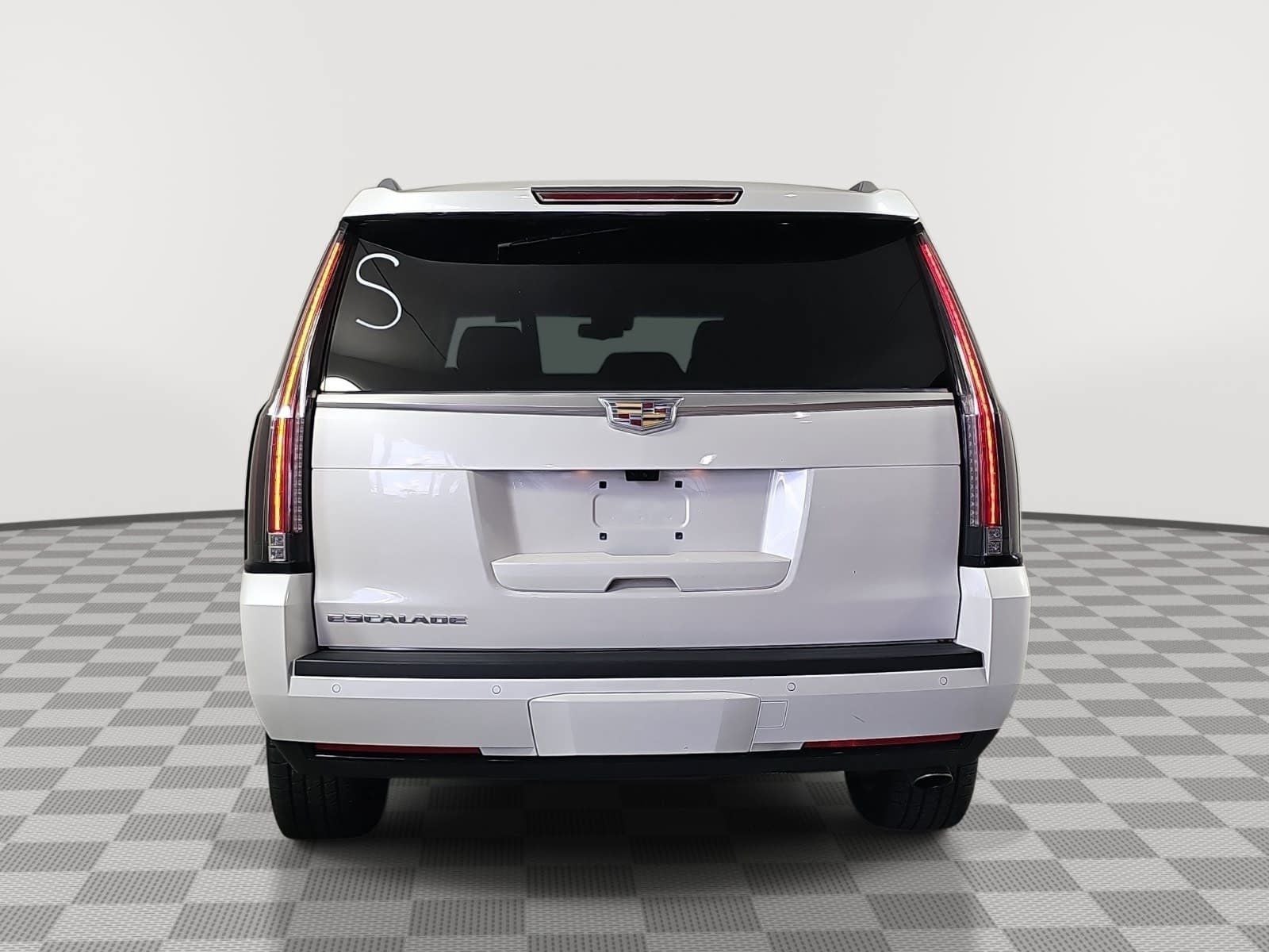 2019 Cadillac Escalade Luxury