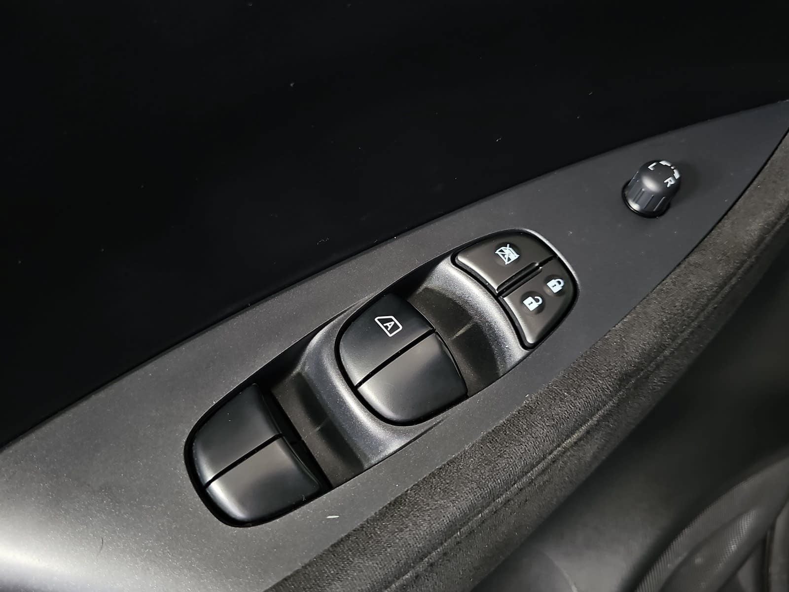2016 Nissan Leaf S