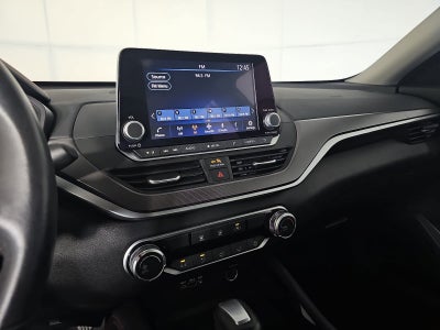 2023 Nissan Altima SR