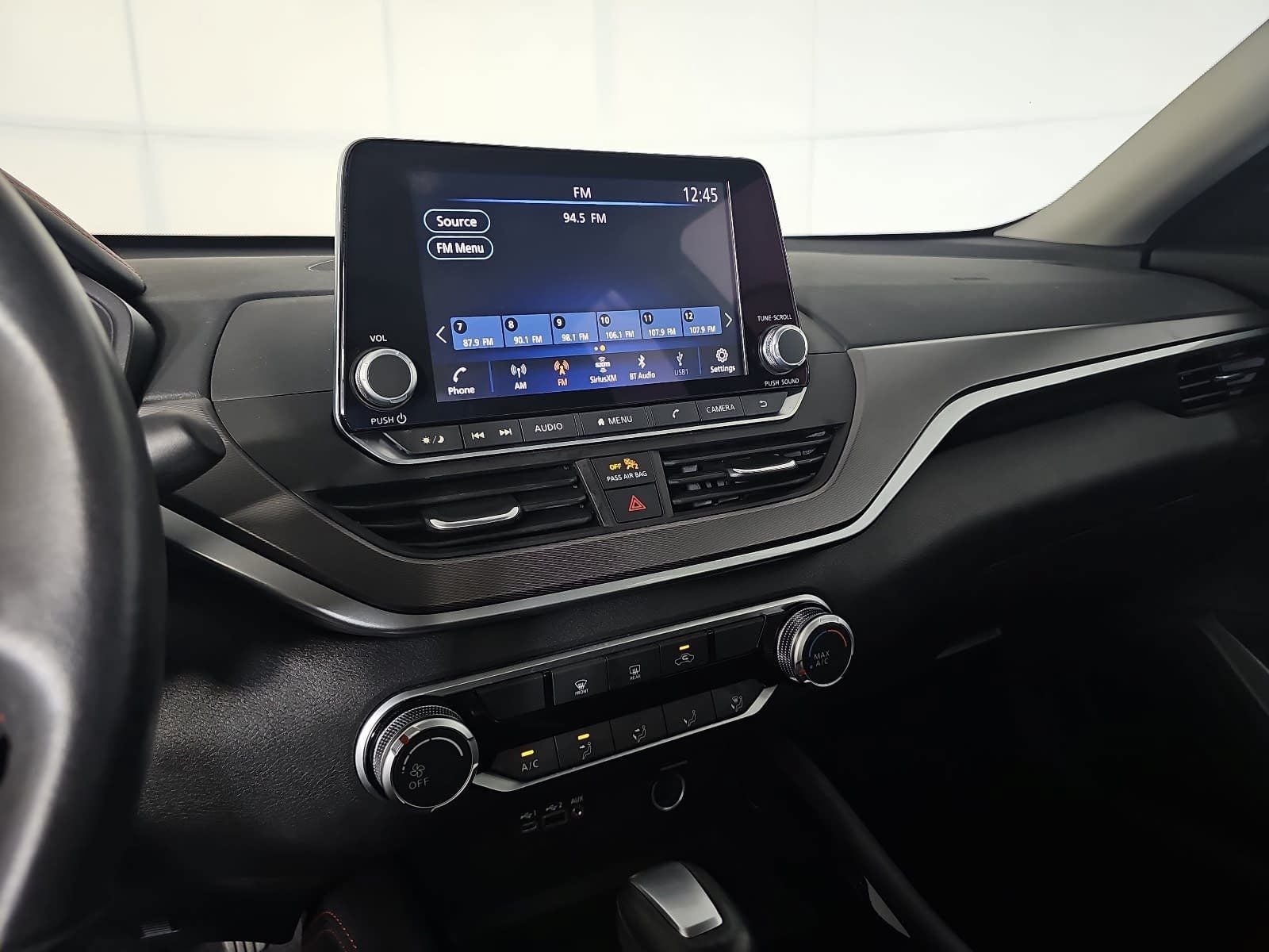 2023 Nissan Altima SR