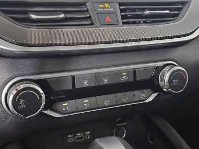 2023 Nissan Altima SR