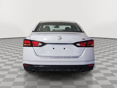2023 Nissan Altima SR