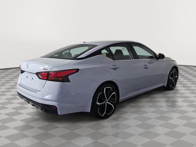 2023 Nissan Altima SR