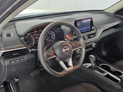 2024 Nissan Altima SV