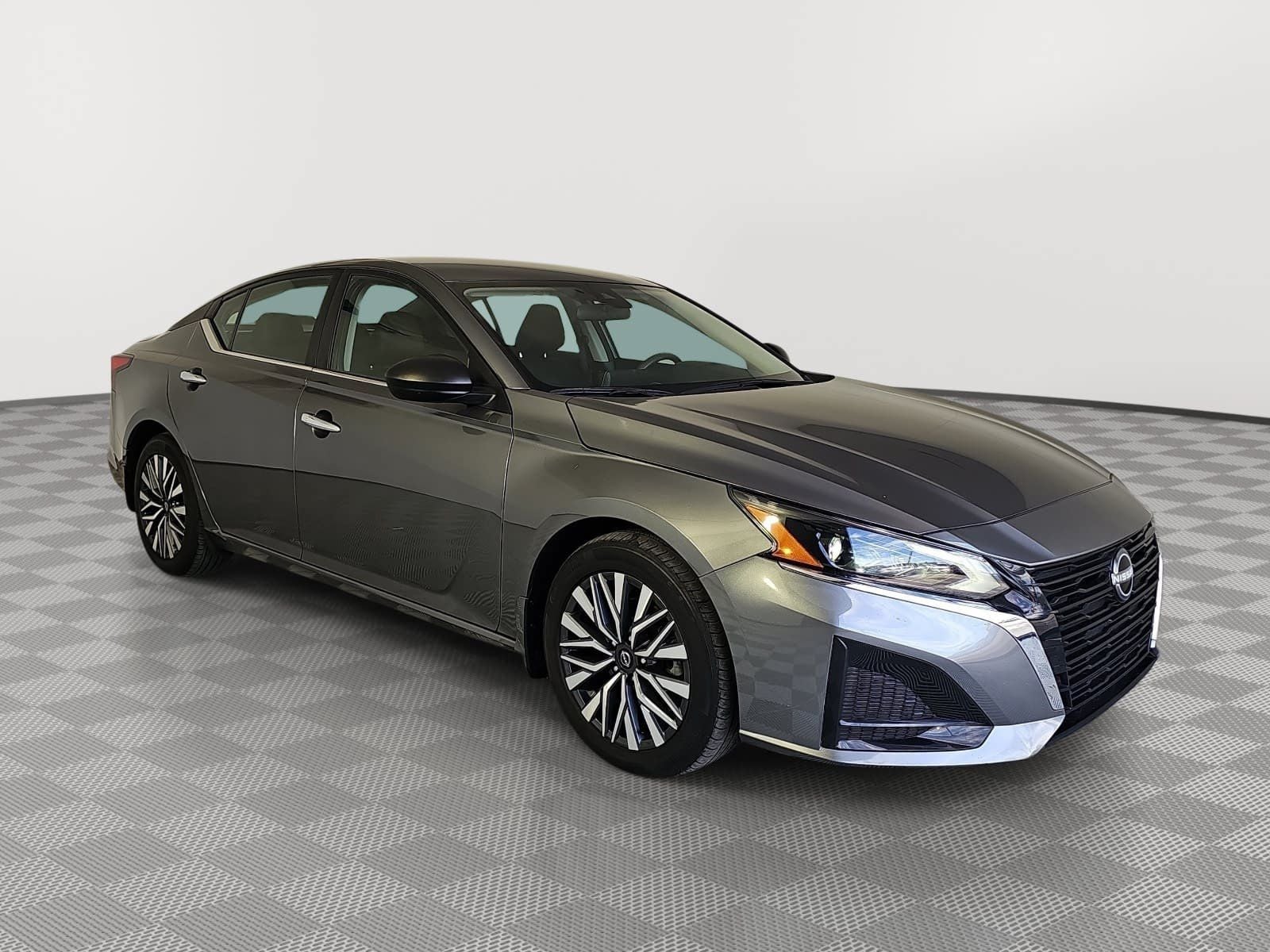 2024 Nissan Altima SV