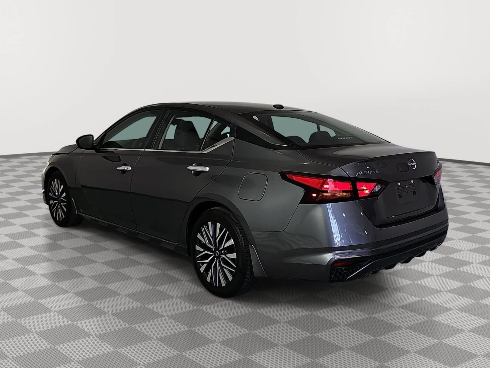 2024 Nissan Altima SV