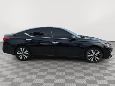 2020 Nissan Altima 2.5 SV