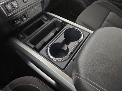 2023 Nissan Titan SV