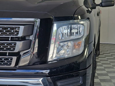 2023 Nissan Titan SV