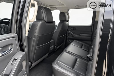 2022 Nissan Frontier SV