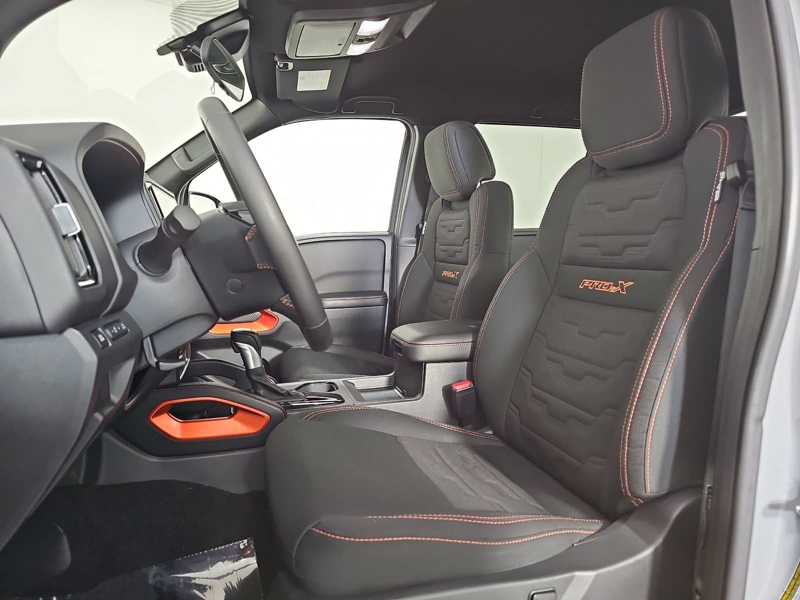 2025 Nissan Frontier PRO-X