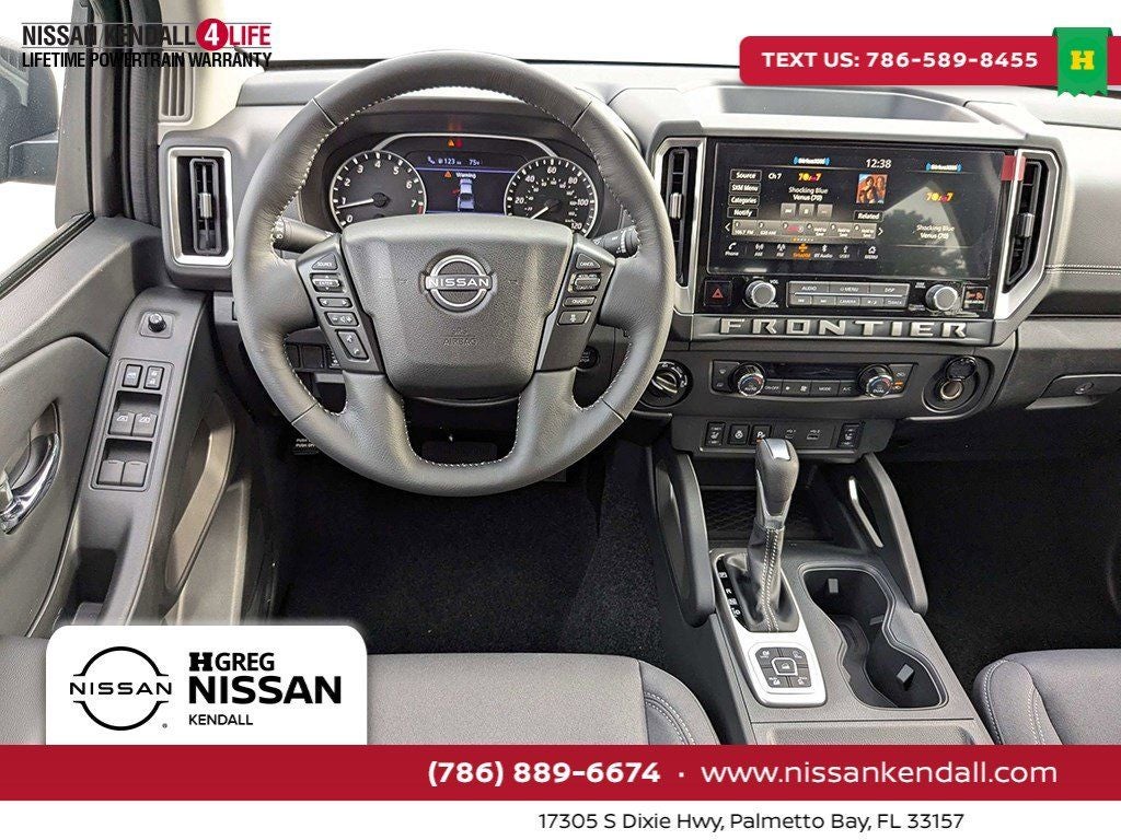 2026 Nissan Frontier Crew Cab SV