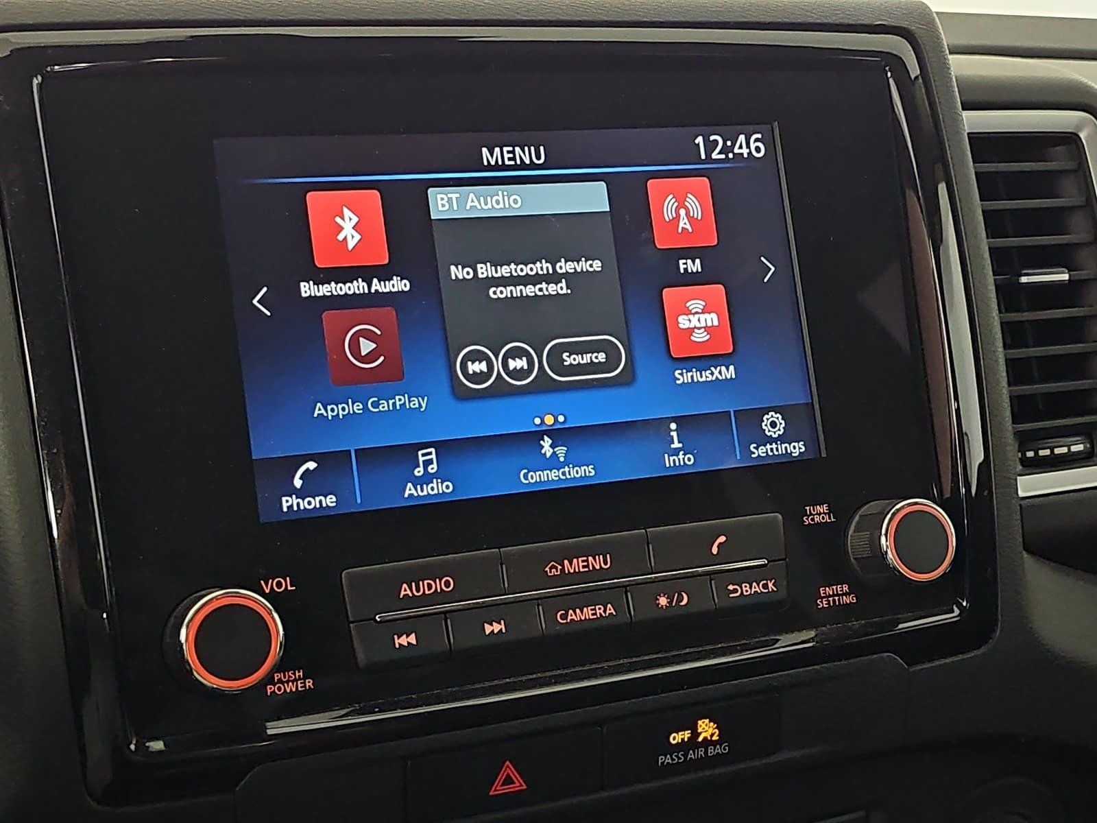 2022 Nissan Frontier SV