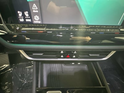 2025 Volkswagen Atlas Cross Sport 2.0T SEL