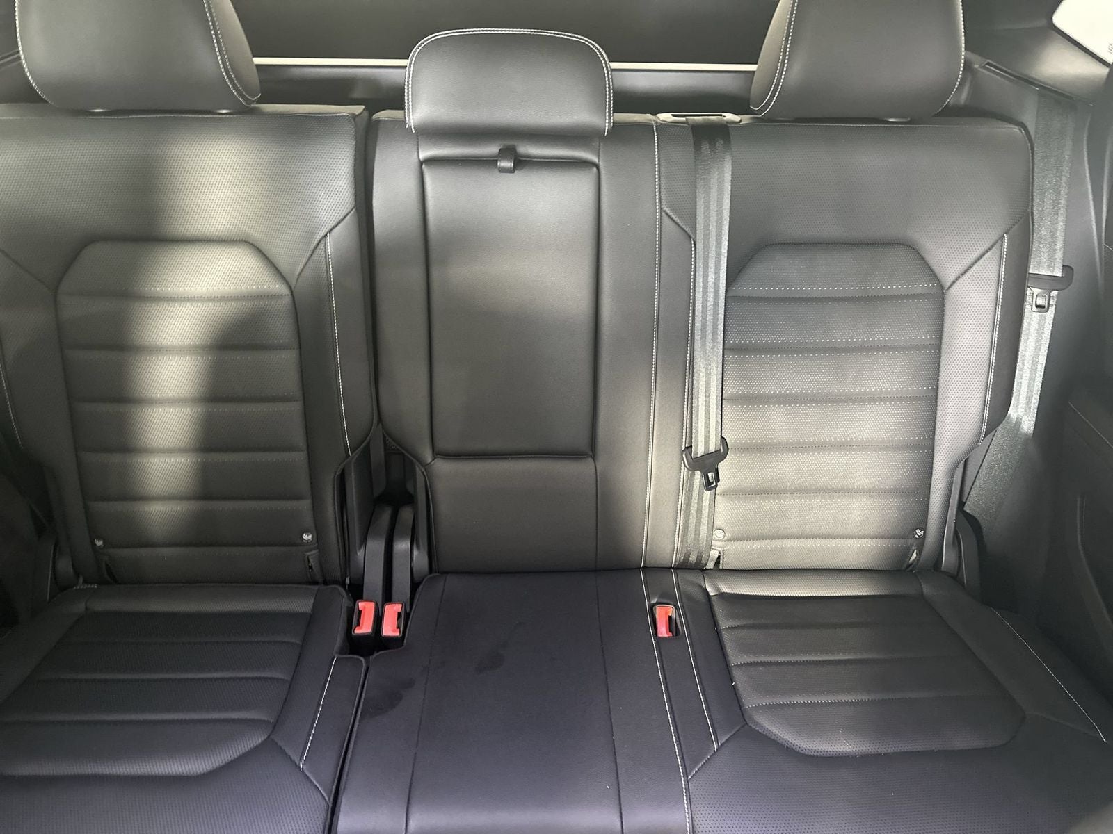 2025 Volkswagen Atlas Cross Sport 2.0T SEL