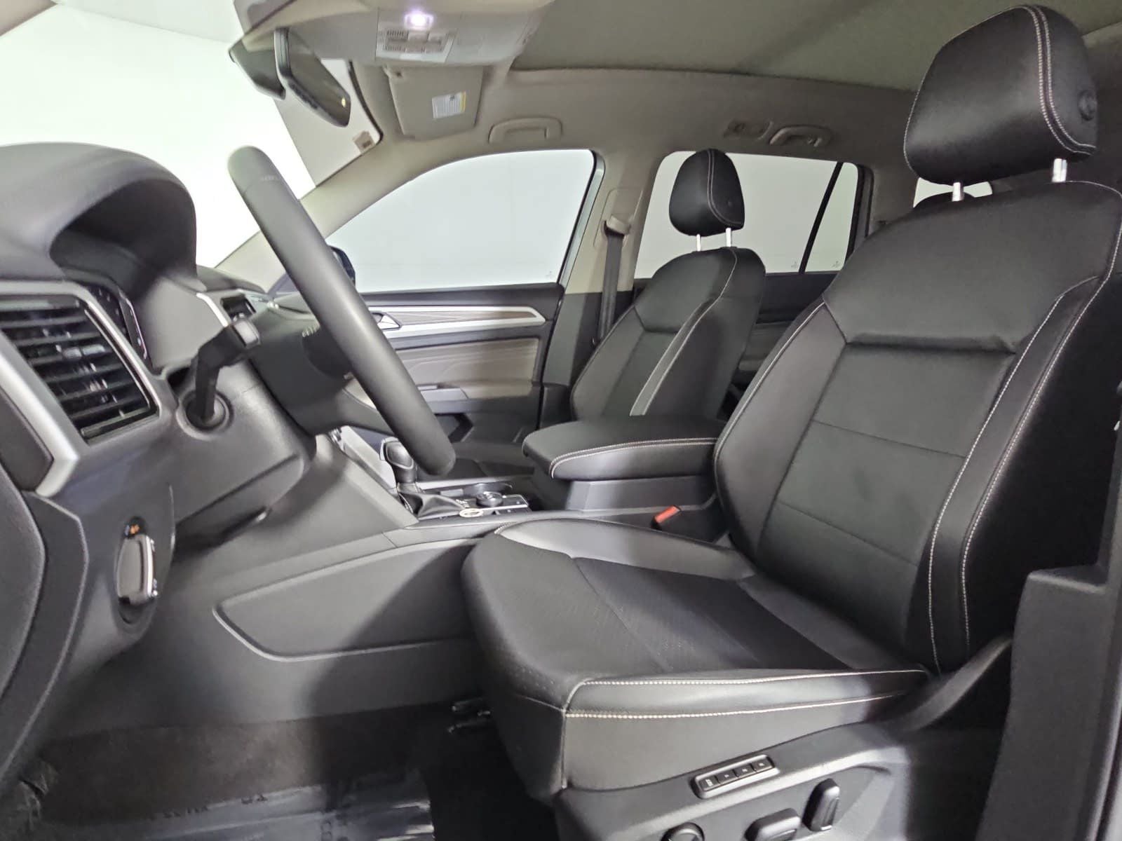 2023 Volkswagen Atlas SEL