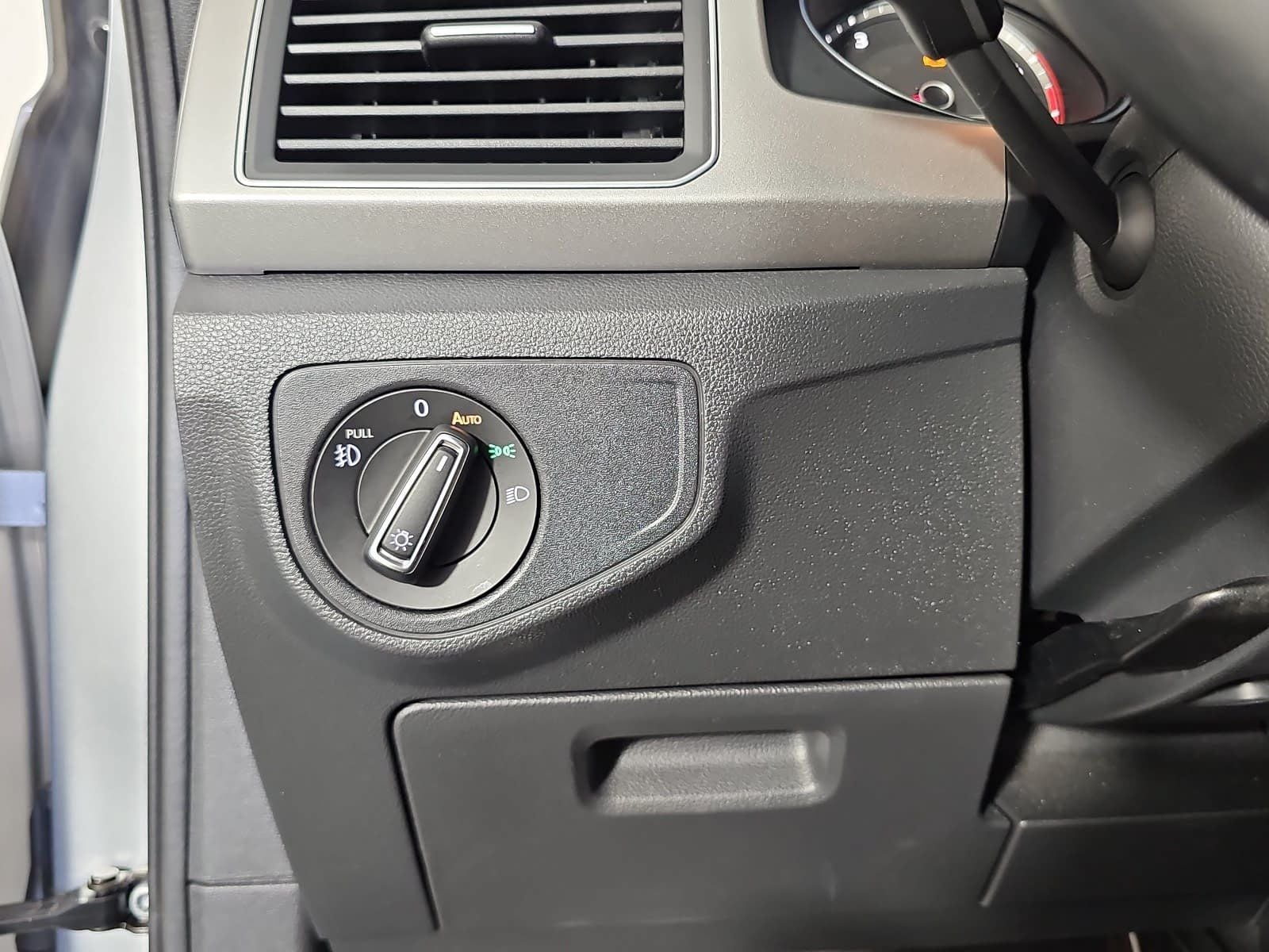 2019 Volkswagen Atlas 2.0T SE