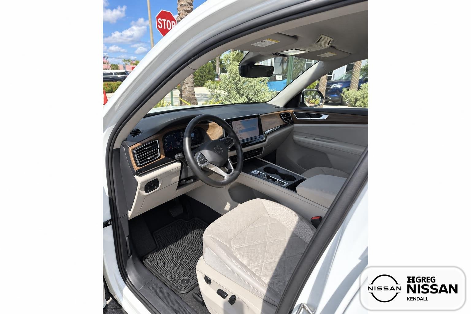 2025 Volkswagen Atlas 2.0T SE