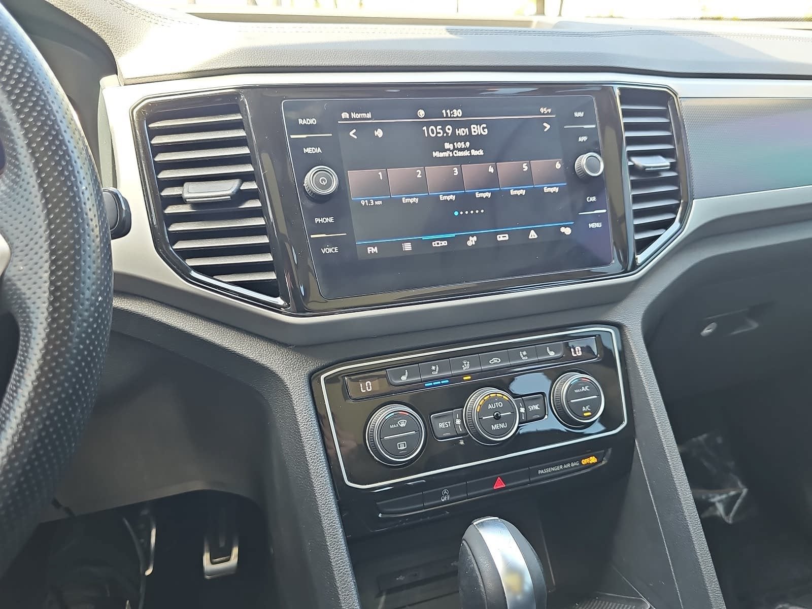2022 Volkswagen Atlas 3.6L V6 SEL Premium R-Line