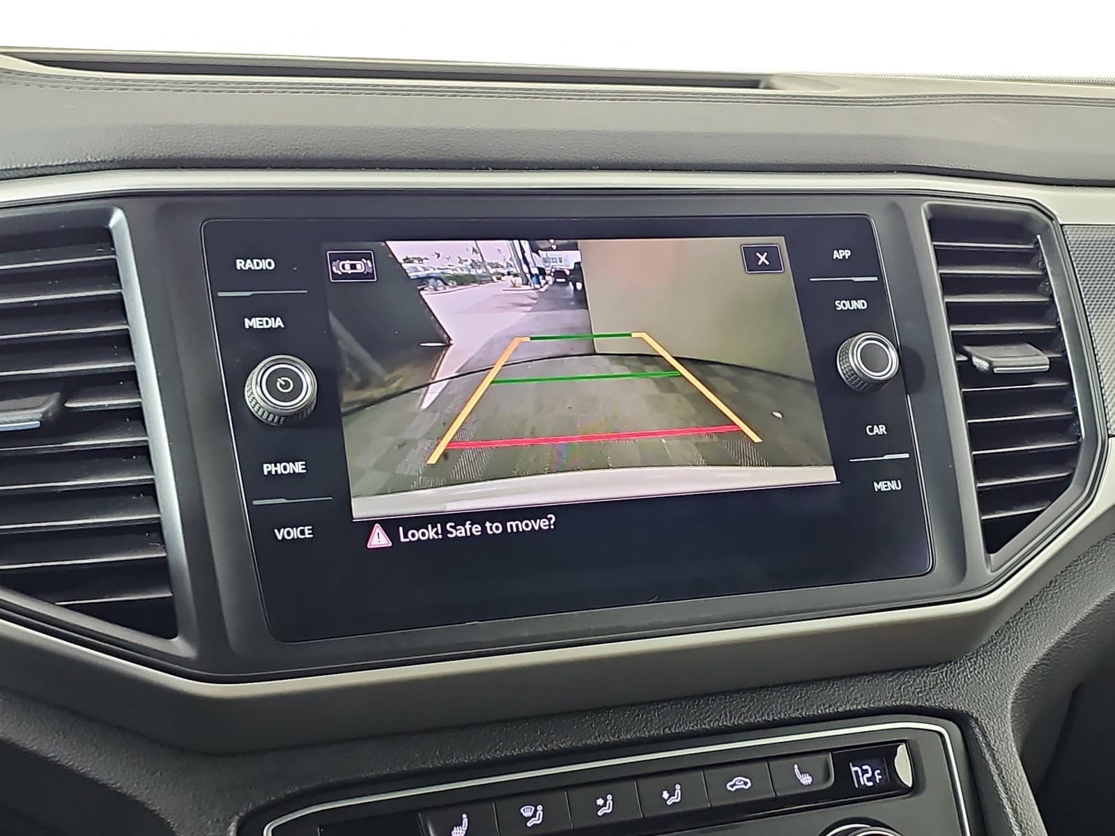 2021 Volkswagen Atlas Cross Sport 3.6L V6 SE w/Technology R-Line