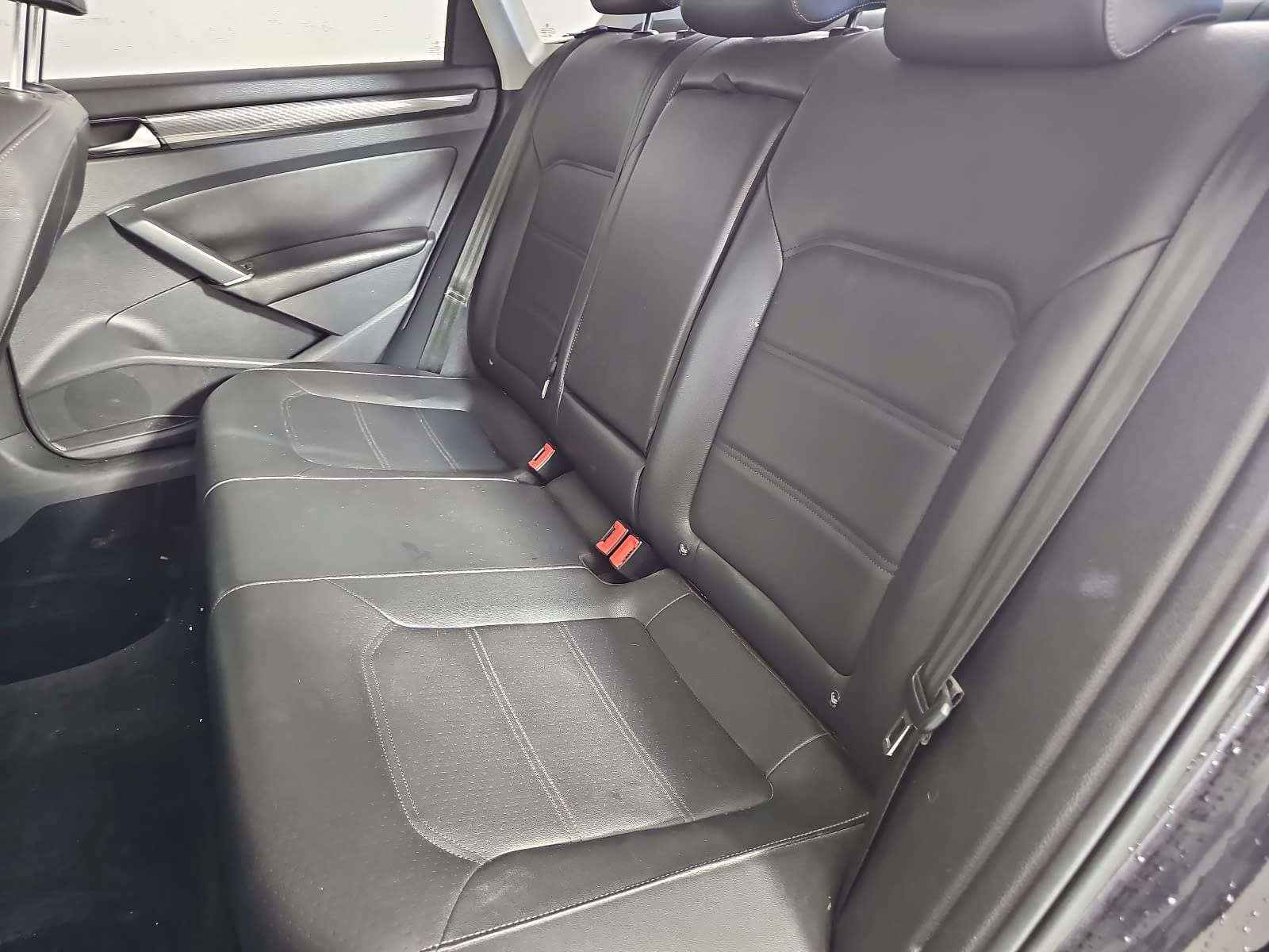 2020 Volkswagen Passat 2.0T R-Line