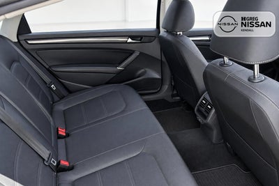 2020 Volkswagen Passat 2.0T R-Line