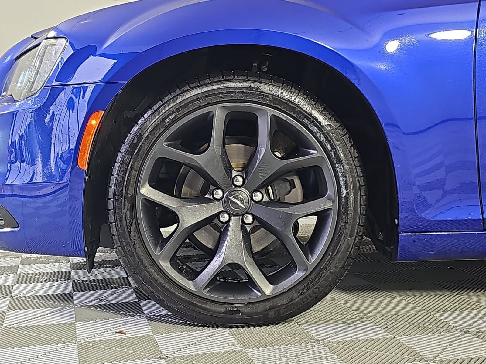 2021 Chrysler 300 Touring
