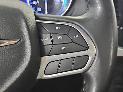 2021 Chrysler 300 Touring