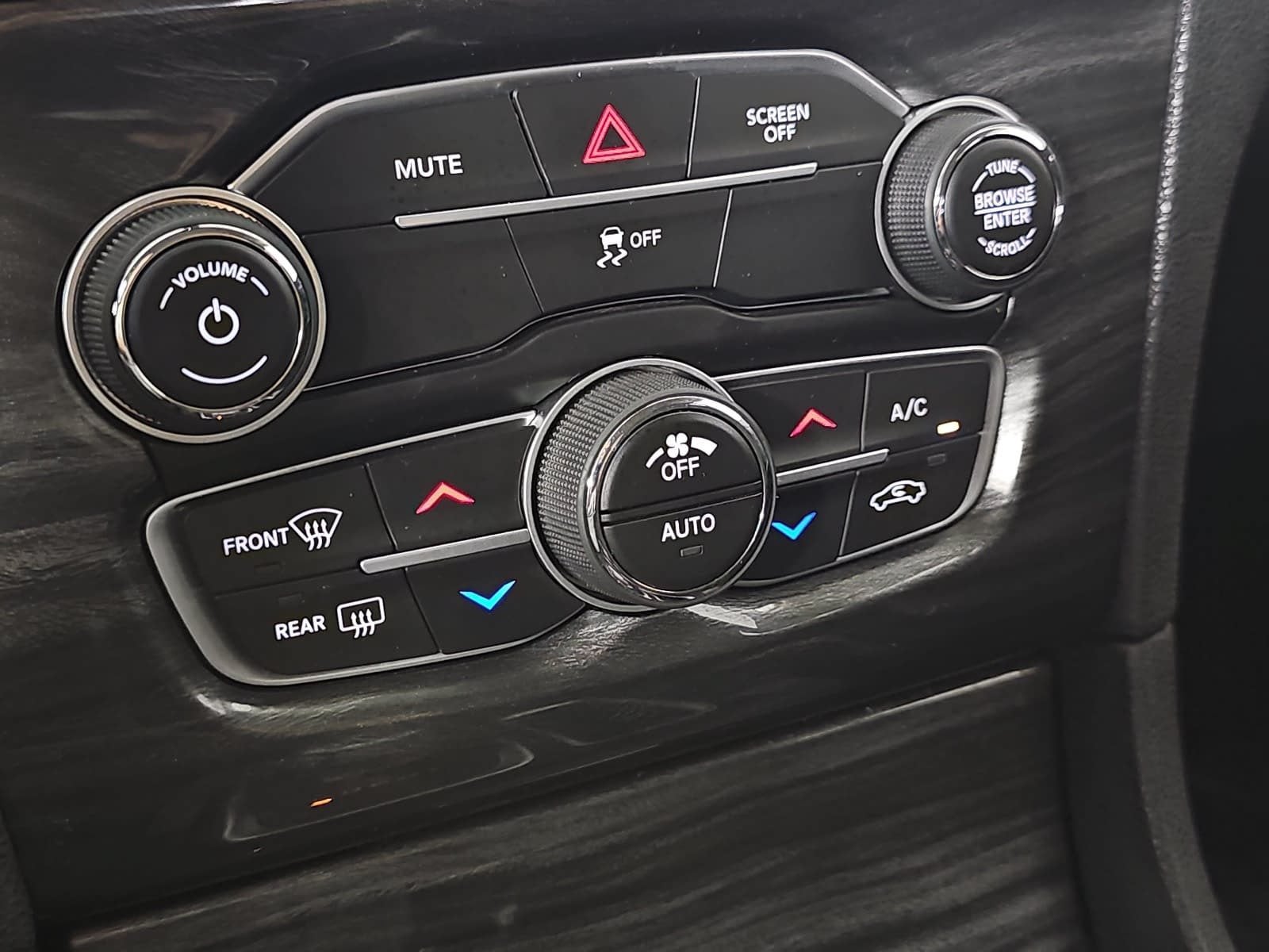 2021 Chrysler 300 Touring