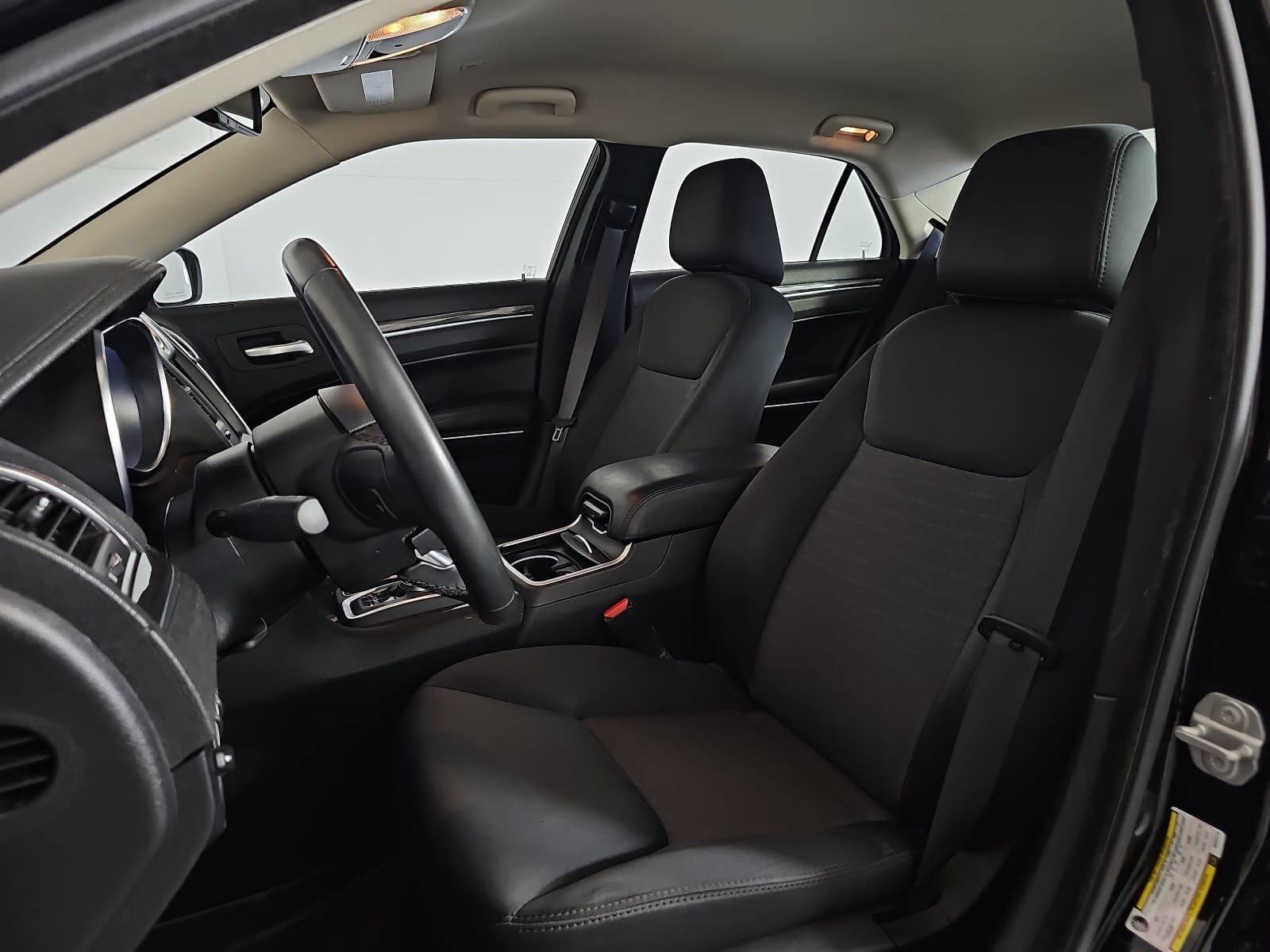 2021 Chrysler 300 Touring