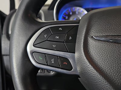 2021 Chrysler 300 Touring
