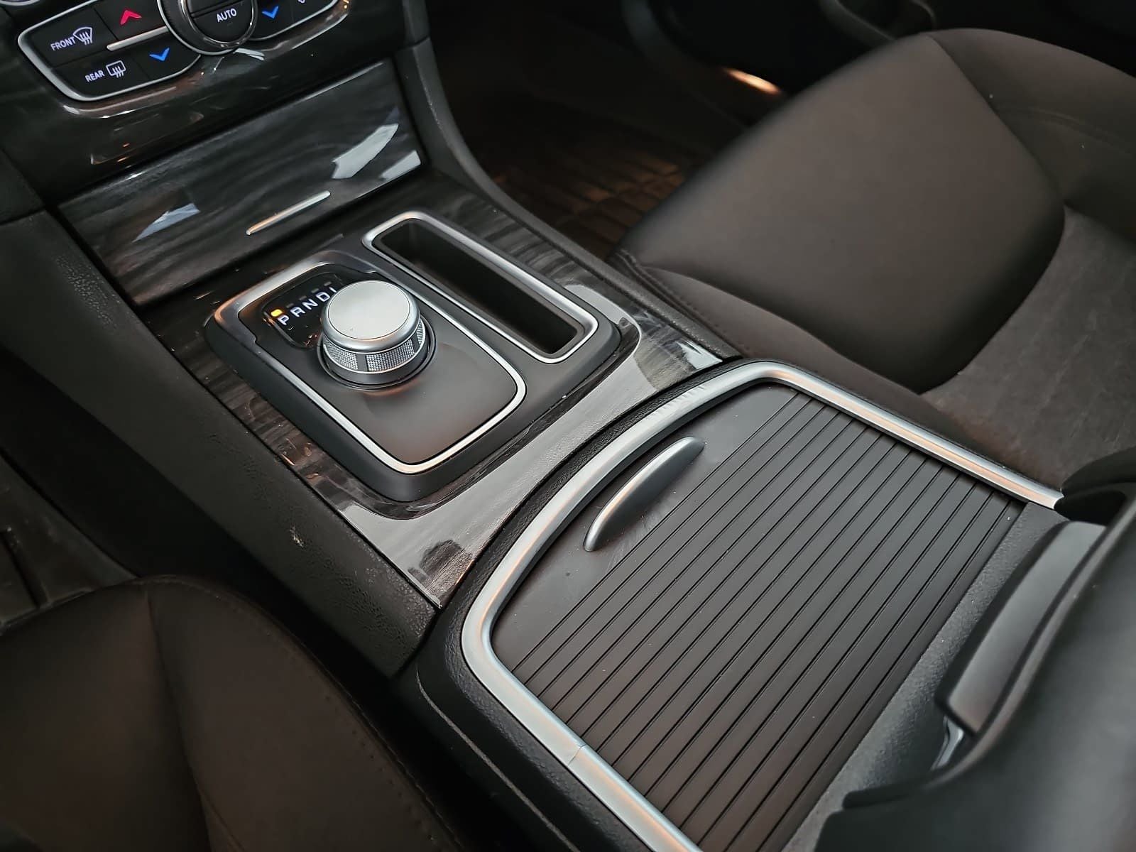 2021 Chrysler 300 Touring