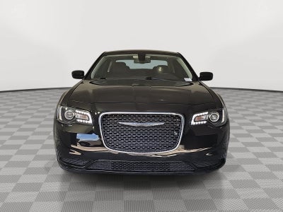 2021 Chrysler 300 Touring