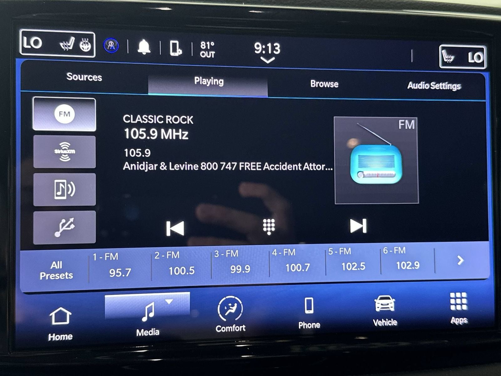 2023 Chrysler Pacifica Touring L