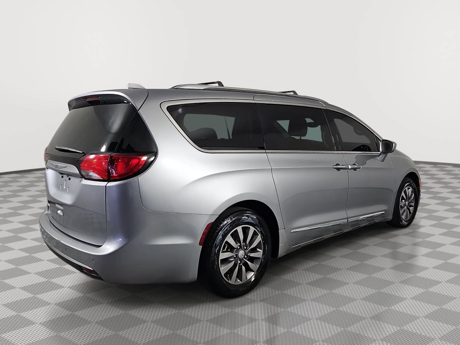 2019 Chrysler Pacifica Touring L Plus