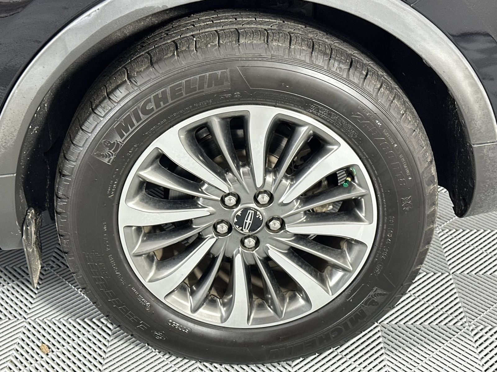 2020 Lincoln Nautilus Standard