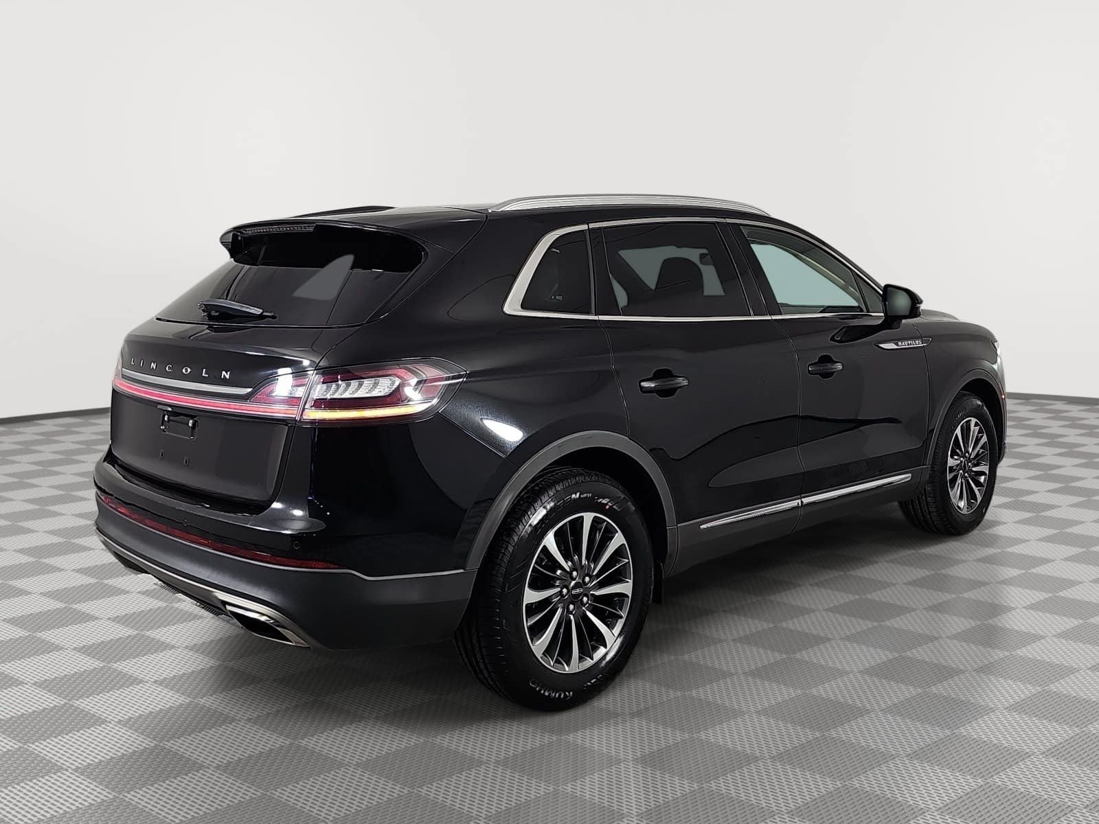 2021 Lincoln Nautilus Standard