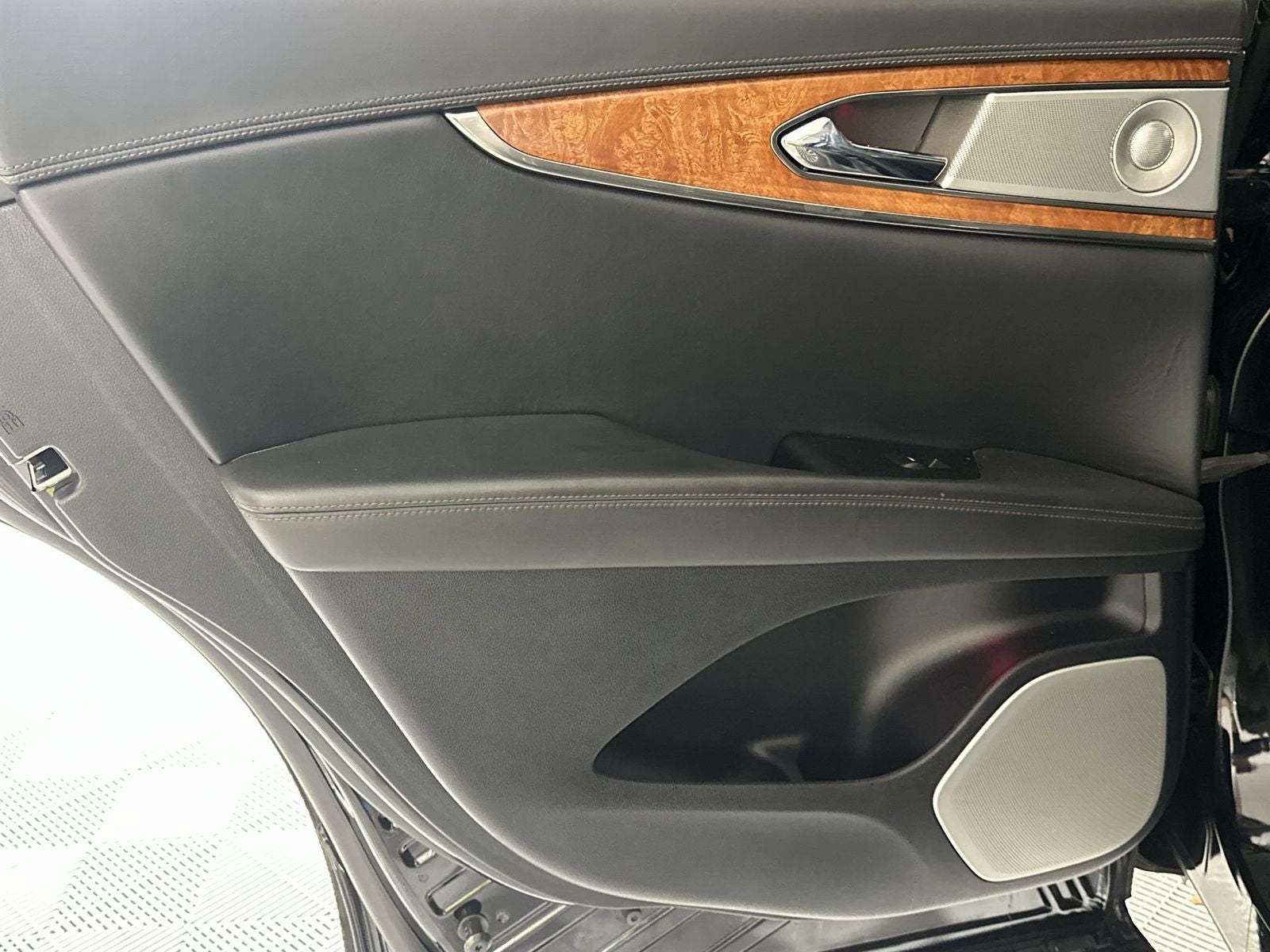 2019 Lincoln Nautilus Black Label
