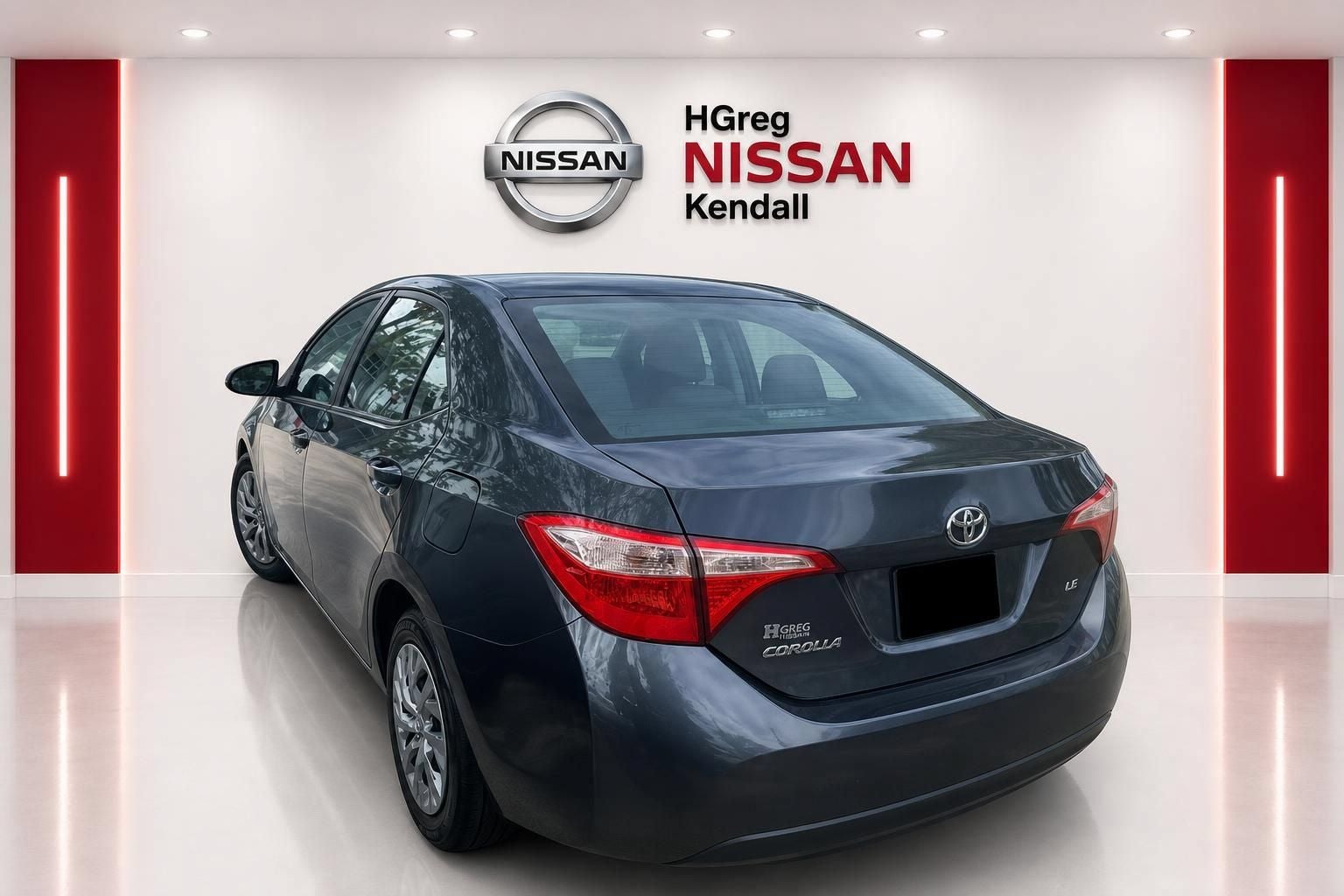 Used 2018 Toyota Corolla LE with VIN 2T1BURHE0JC992276 for sale in Palmetto Bay, FL