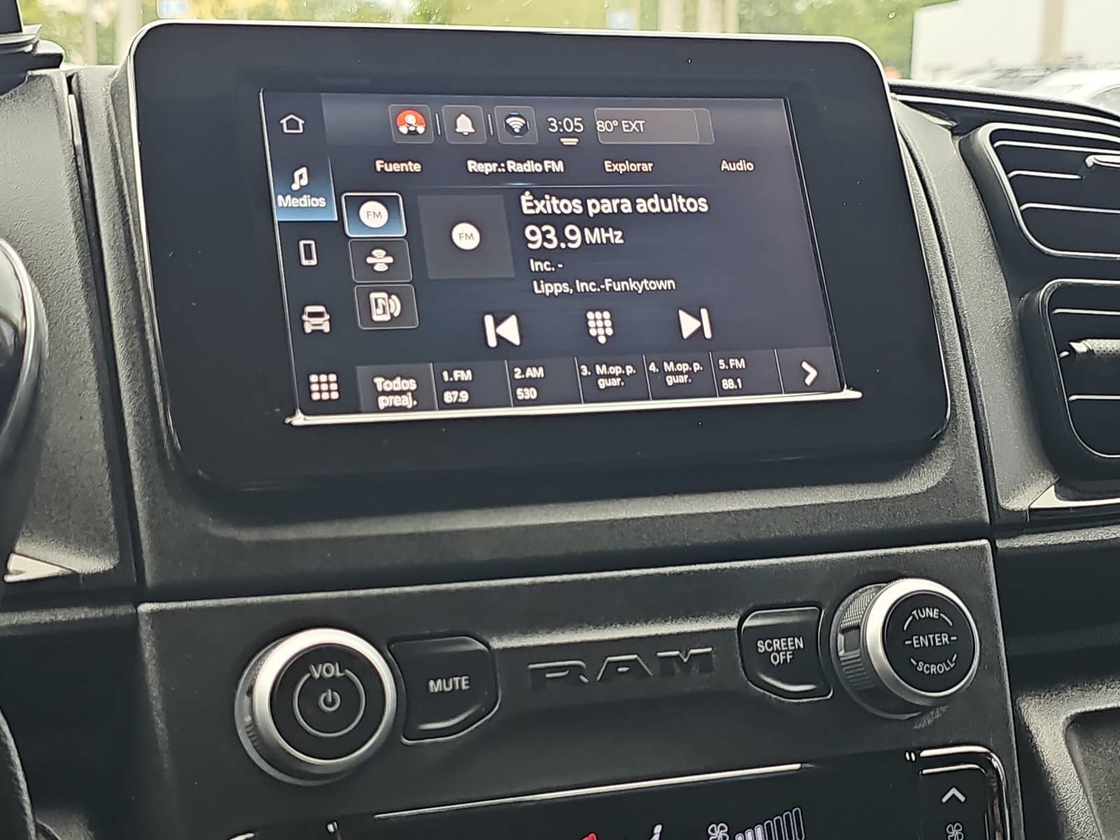 2023 RAM ProMaster 1500 Base